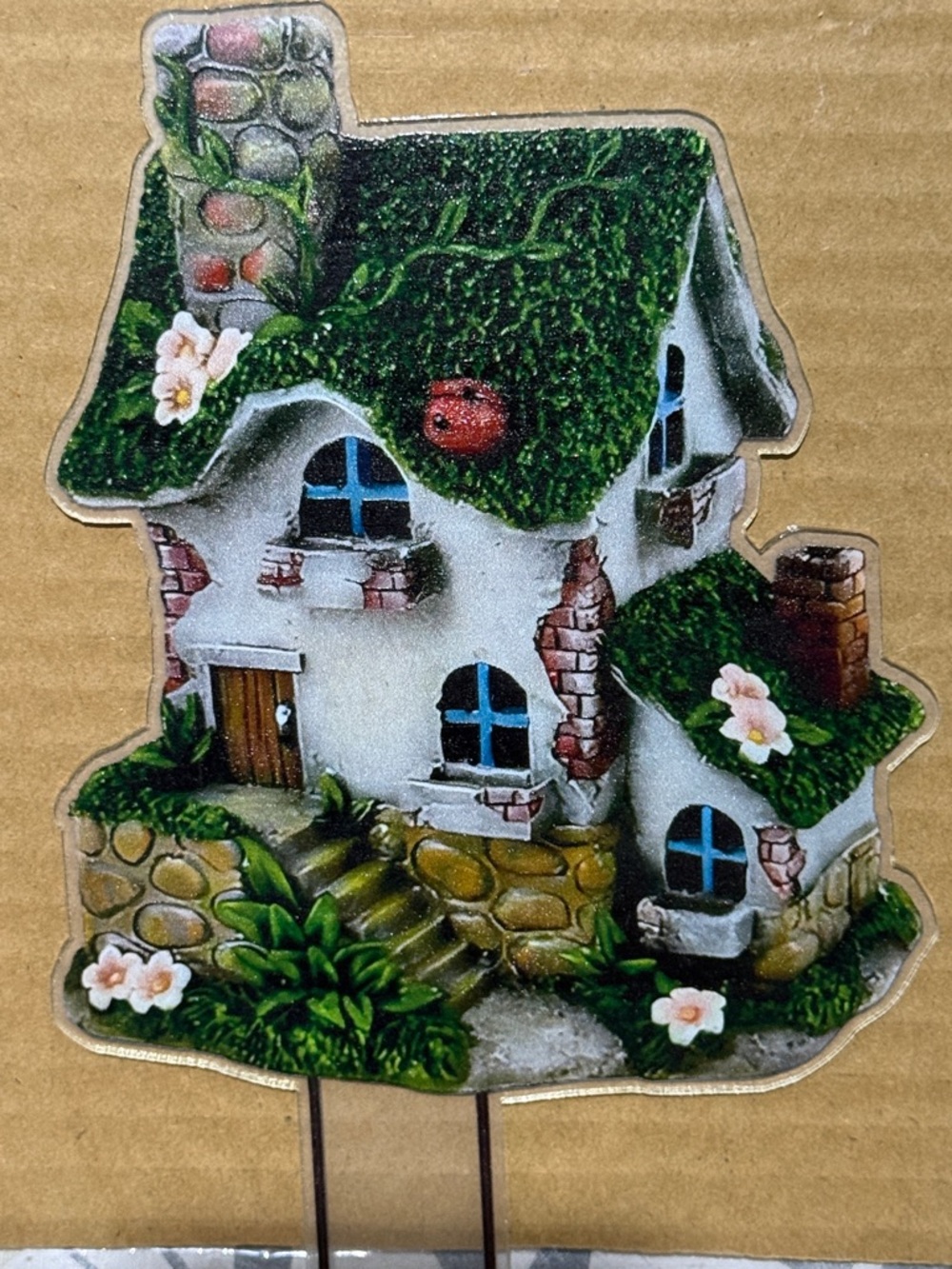 Whimsical Cottage Garden Yard Stake - Green Roof, White Walls - Picture 2 of 6